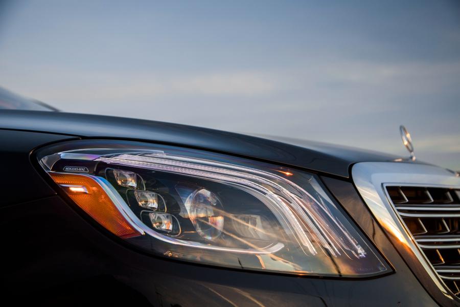 Детали экстерьера Mercedes-Maybach S650 (X222) 2017 года  (NA) (фото 9 из 40)
